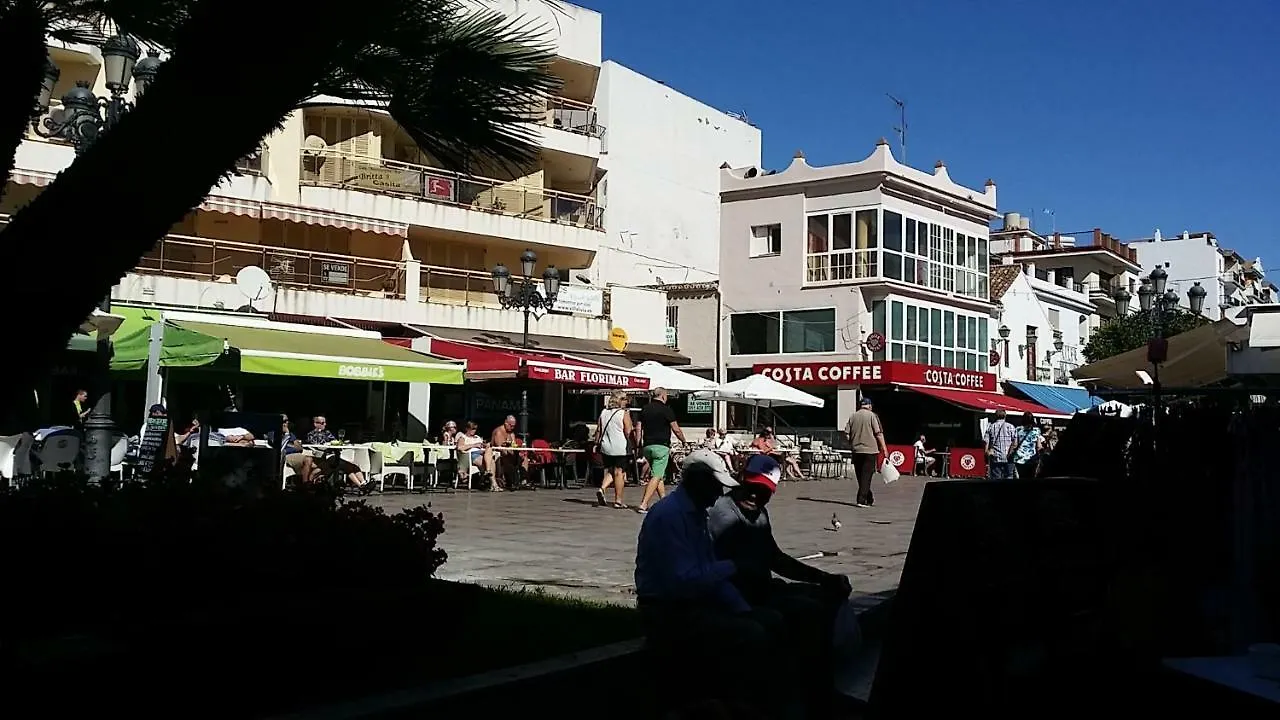 Central Apartment In La Nogalera Complex Torremolinos