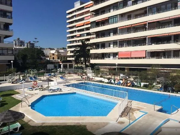 Central Apartment In La Nogalera Complex Torremolinos